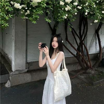 左轮手枪莉莉
